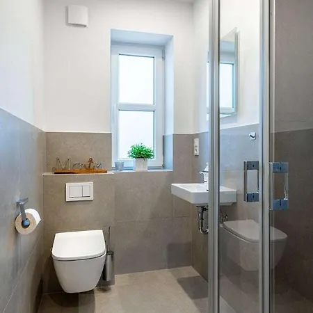 With 2 Bedrooms